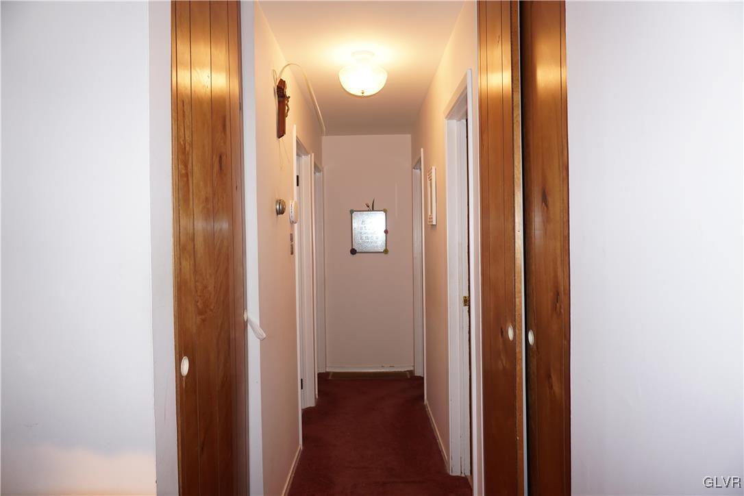 1985 Bathgate Road Bethlehem, PA 18018 - Photo 13 of 22