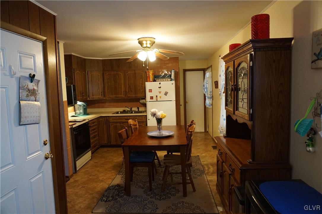 1985 Bathgate Road Bethlehem, PA 18018 - Photo 21 of 22 a kitchen with refrigerator and window