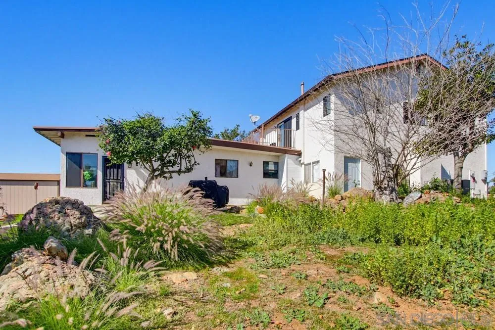 9149 Oso Road Spring Valley, CA 91977 - Photo 40 of 59