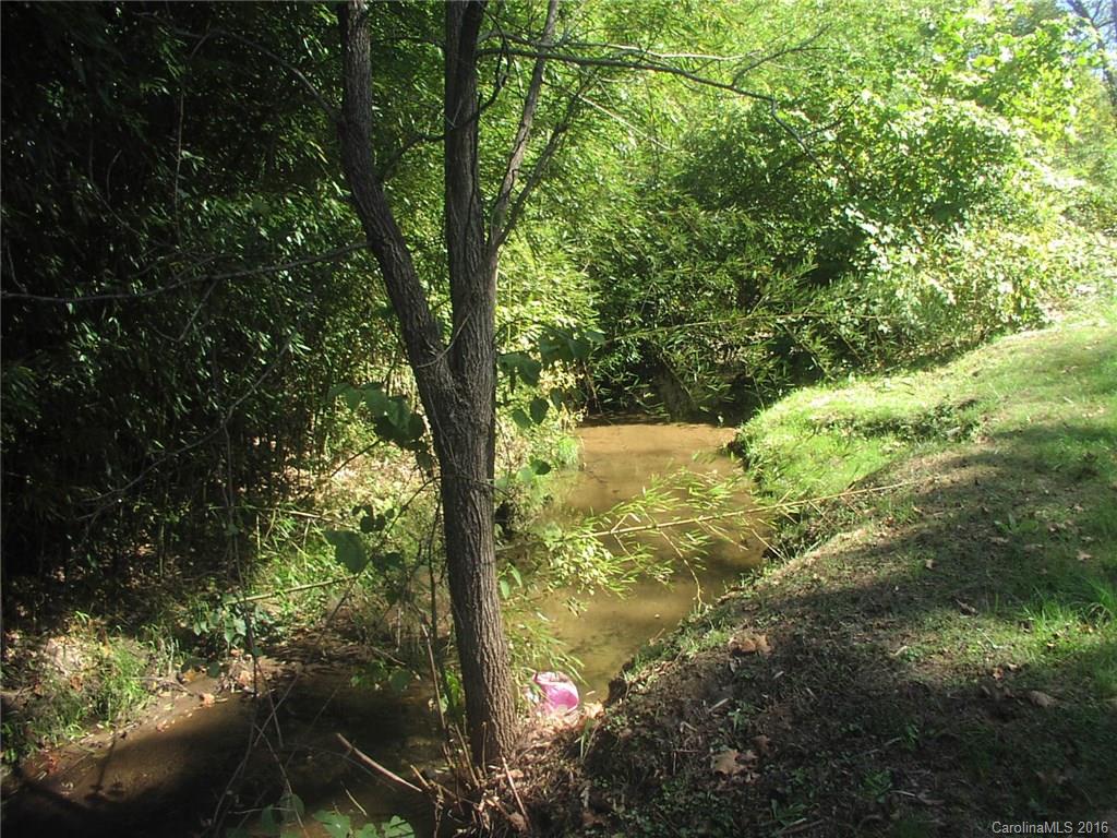 27 Substation Road Canton, NC 28716 - Photo 2 of 4