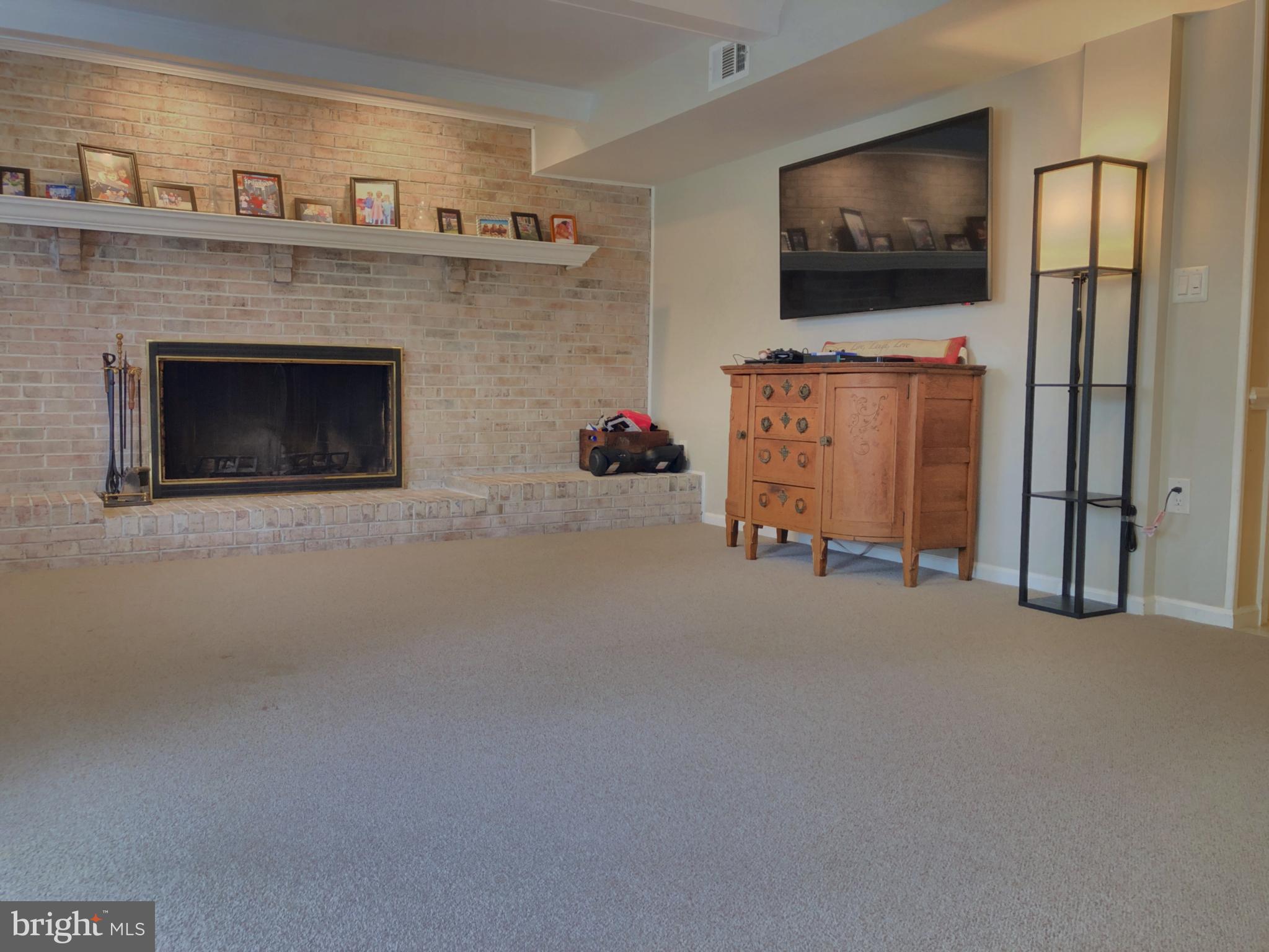 15133 Middlegate Road Silver Spring, MD 20905 - Photo 30 of 43 Gallery Image 30