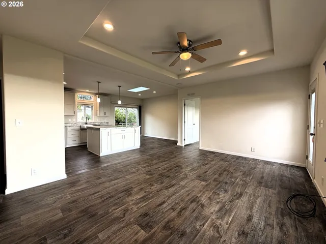 $599,000 | 15130 Highway 101, Brookings, OR 97415