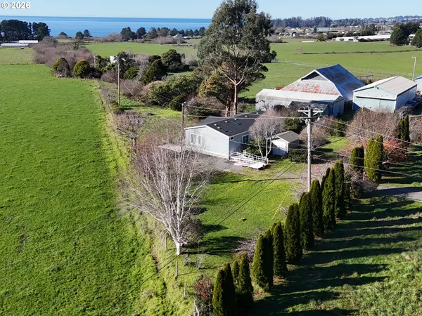 $599,000 | 15130 Highway 101, Brookings, OR 97415