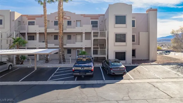 $120,000 | 2068 Mesquite Lane, Unit 203, Laughlin, NV 89029