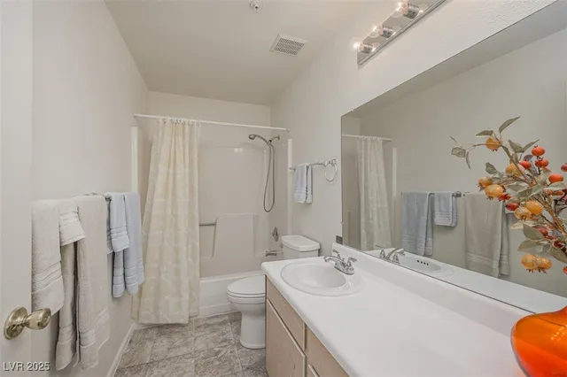 $135,000 | 2068 Mesquite Lane, Unit 203, Laughlin, NV 89029