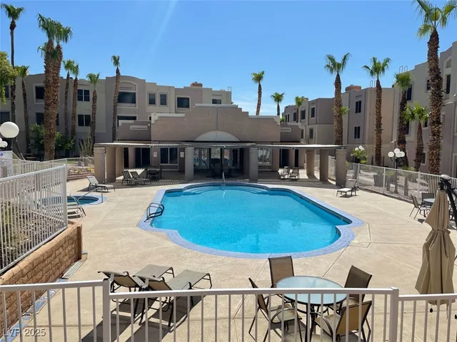 $135,000 | 2068 Mesquite Lane, Unit 203, Laughlin, NV 89029