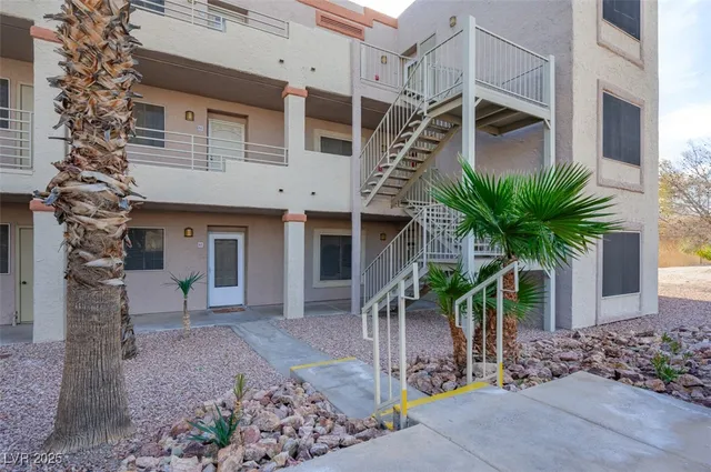 $135,000 | 2068 Mesquite Lane, Unit 203, Laughlin, NV 89029