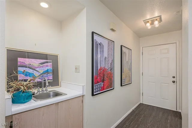 $135,000 | 2068 Mesquite Lane, Unit 203, Laughlin, NV 89029