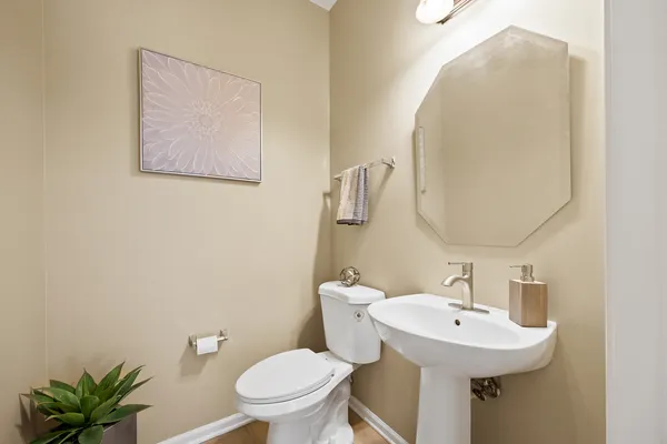 $489,900 | 6 Catalpa Court, Bolingbrook, IL 60490