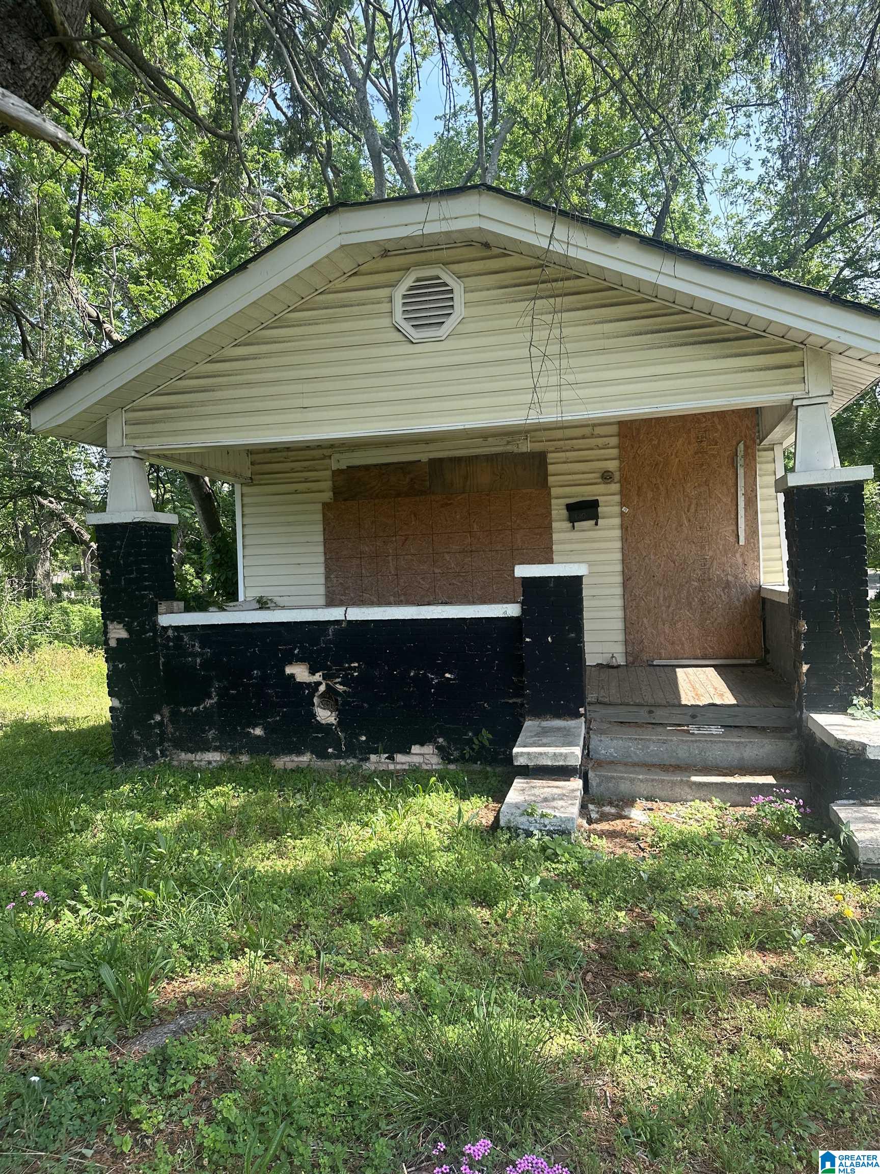718 12th Street Birmingham, AL 35218 - Photo 1 of 2