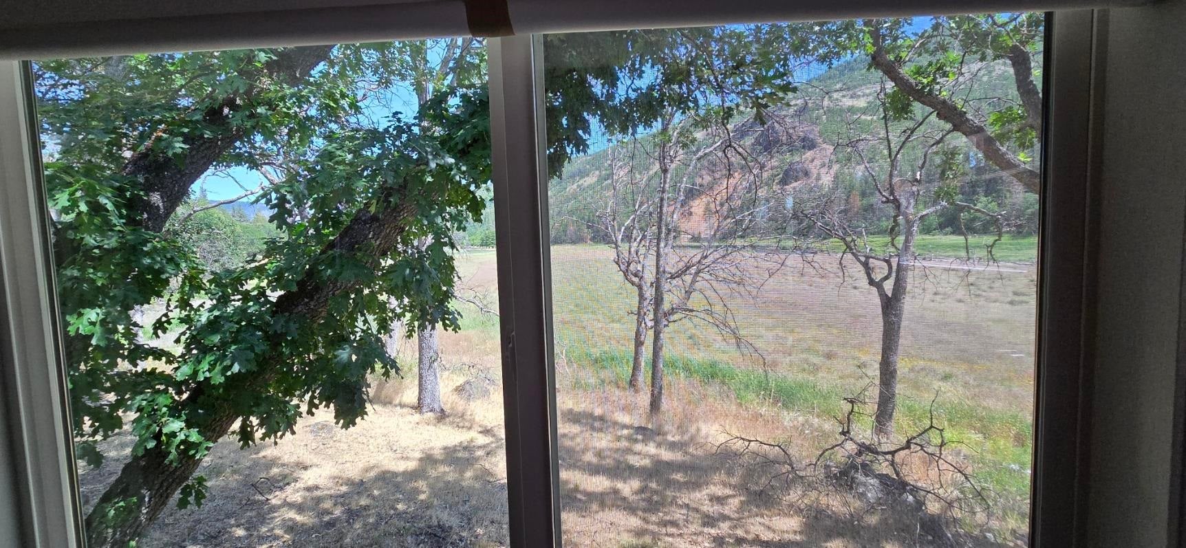 27334 Copco Road Montague, CA 96064 - Photo 37 of 46 Gallery Image 37