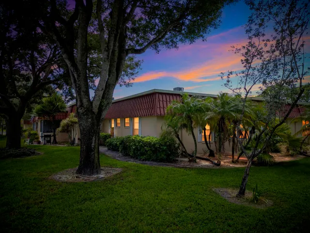 $234,900 | 857 Worcester Lane, Unit B, Lake Worth, FL 33467