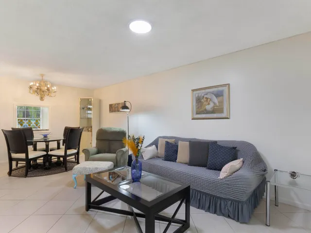 $234,900 | 857 Worcester Lane, Unit B, Lake Worth, FL 33467