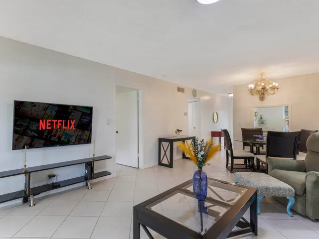 $234,900 | 857 Worcester Lane, Unit B, Lake Worth, FL 33467