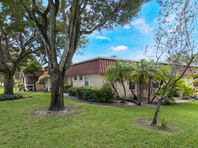 $234,900 | 857 Worcester Lane, Unit B, Lake Worth, FL 33467