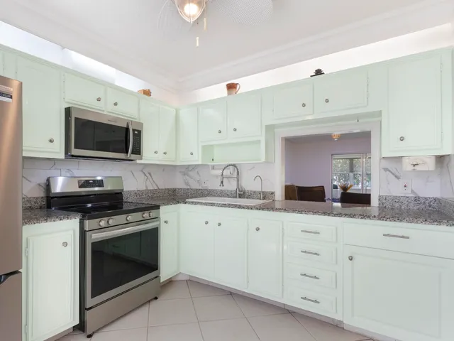 $234,900 | 857 Worcester Lane, Unit B, Lake Worth, FL 33467