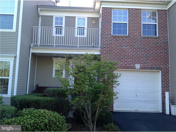 35 Simons Way Huntingdon Valley, PA 19006 - Photo 1 of 15 Exterior Front