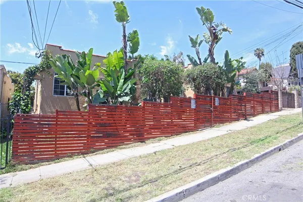 a view of a yard with an outdoor space