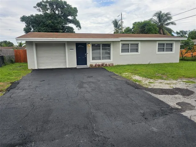 $2,950 | 1910 Northeast 1st Terrace, Pompano Beach, FL 33060
