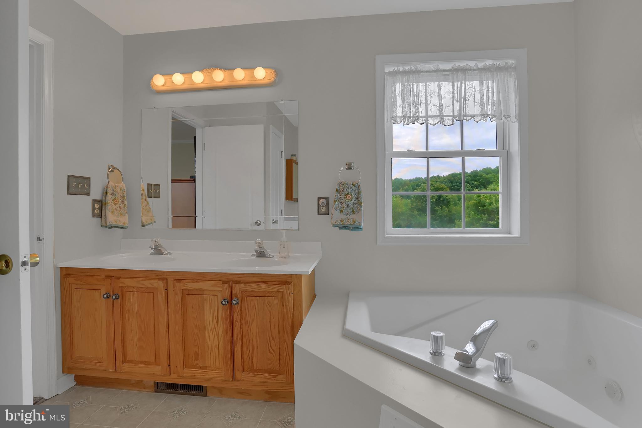 120 Fox Run Road Hanover, PA 17331 - Photo 28 of 46