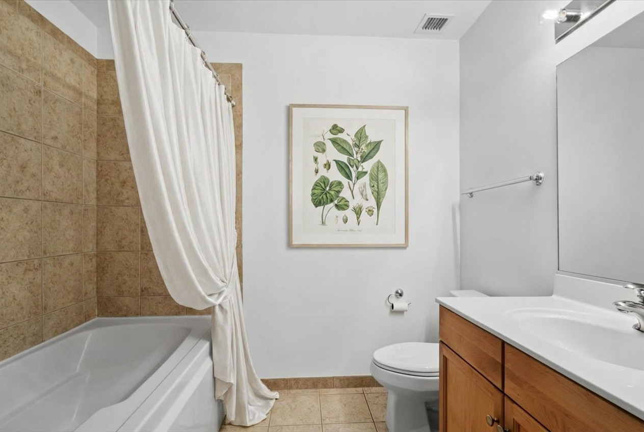 1133 South State Street, Unit 604 Chicago, IL 60605 - Photo 6 of 21