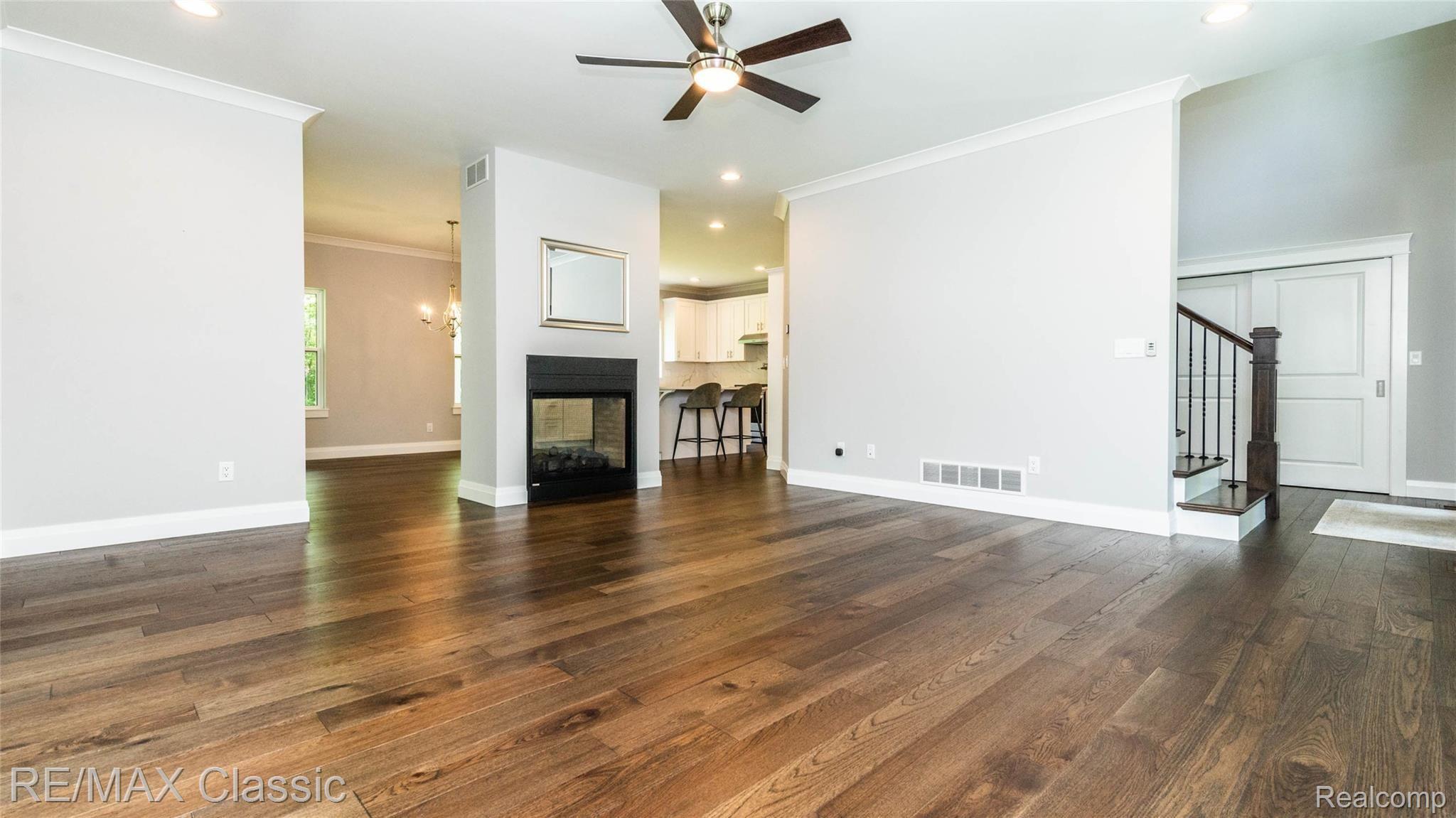 24084 Karr Road Belleville, MI 48111 - Photo 20 of 94 022_3.jpg