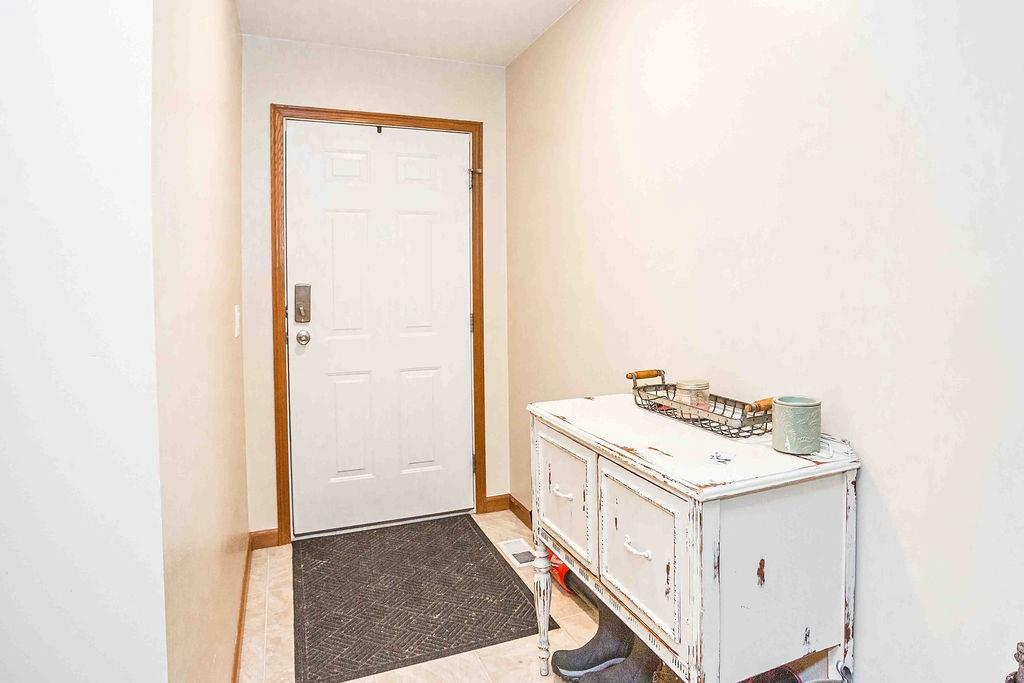 775 Clay Pike Road New Florence, PA 15944 - Photo 33 of 48 a utility room with dryer and washer