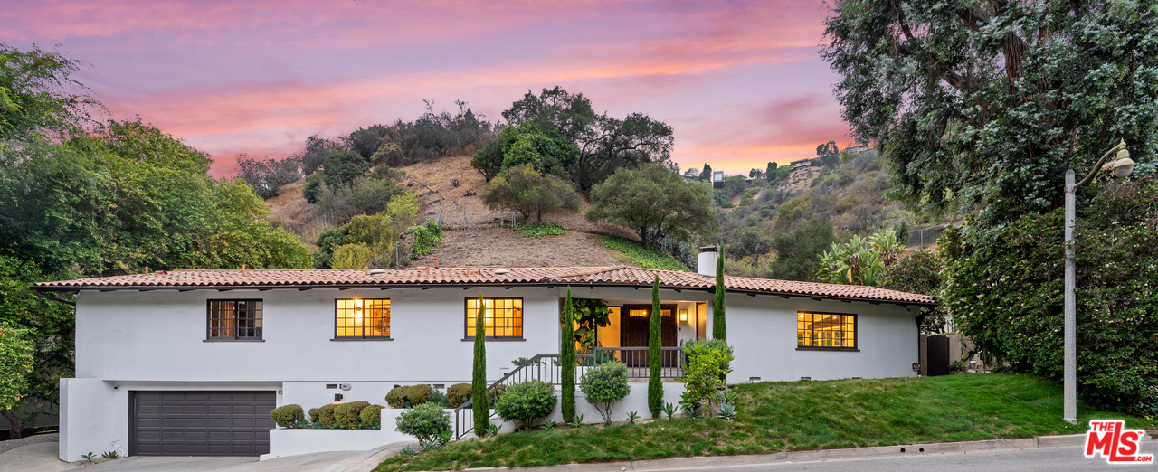 1059 Chantilly Road Los Angeles, CA 90077 - Photo 23 of 25 Gallery Image 23