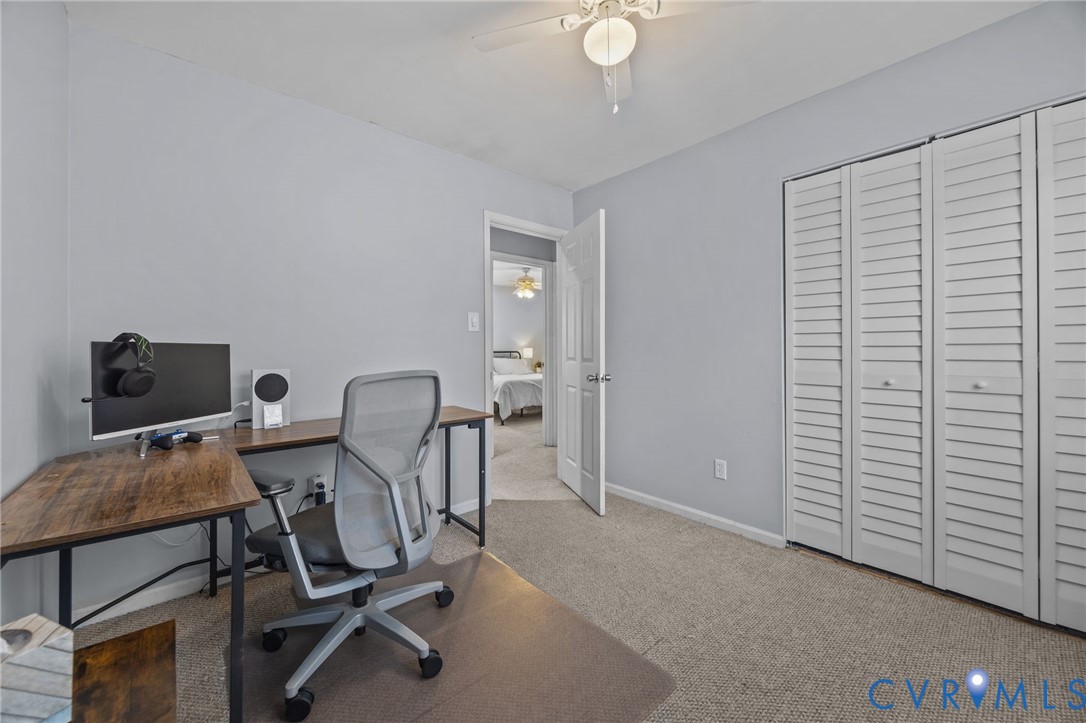 5212 Rollingway Road Chesterfield, VA 23832 - Photo 12 of 25 a workspace with furniture and a window