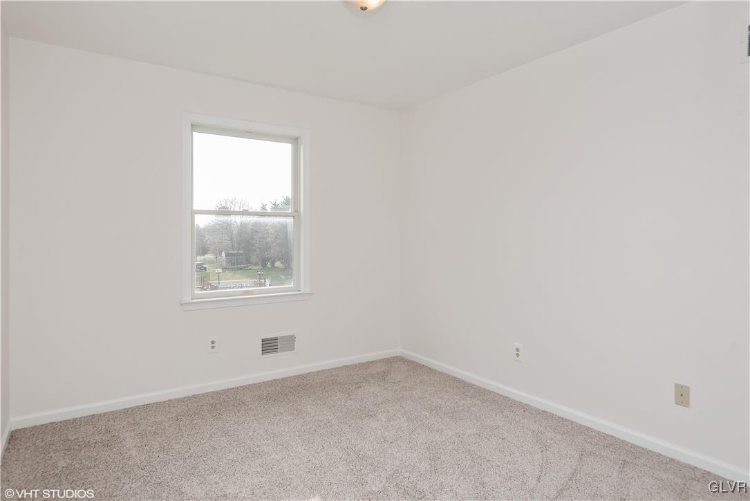 841 Savage Road Northampton, PA 18067 - Photo 10 of 18 Gallery Image 10