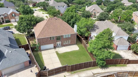 $748,000 | 5501 Blazing Star Road, Frisco, TX 75036