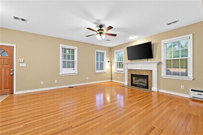849 Marcus Street Southeast Atlanta, GA 30316 - Photo 6 of 28