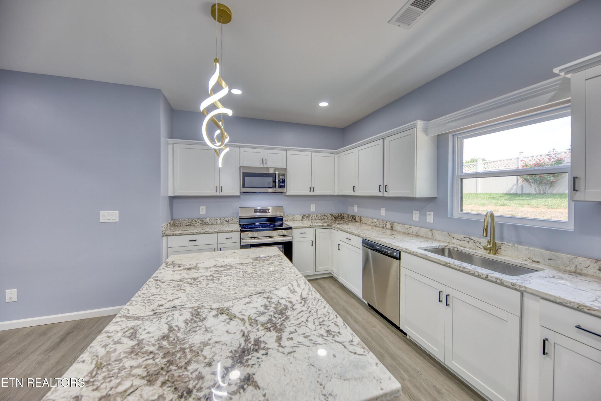 447 Cherokee Hills Road Seymour, TN 37865 - Photo 4 of 32 Gallery Image 4