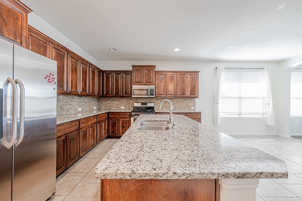 6701 Colony Road Midland, TX 79706 - Photo 5 of 37 Gallery Image 5
