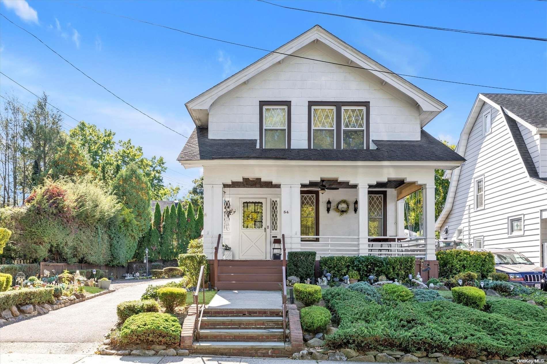 54 Bar Beach Road Port Washington, NY 11050 - Photo 1 of 1 Gallery Image 1