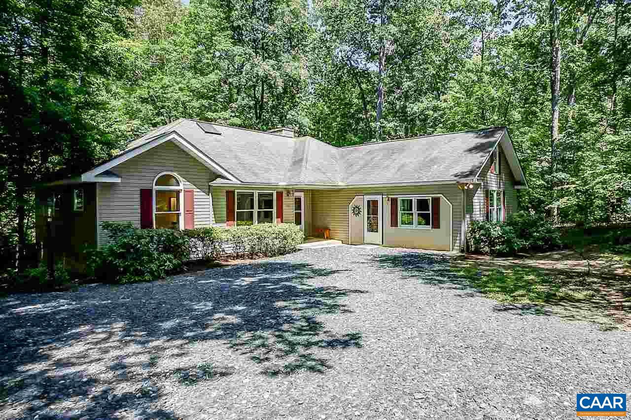 13 Woodridge Road Palmyra, VA 22963 - Photo 1 of 35 Set back from the road