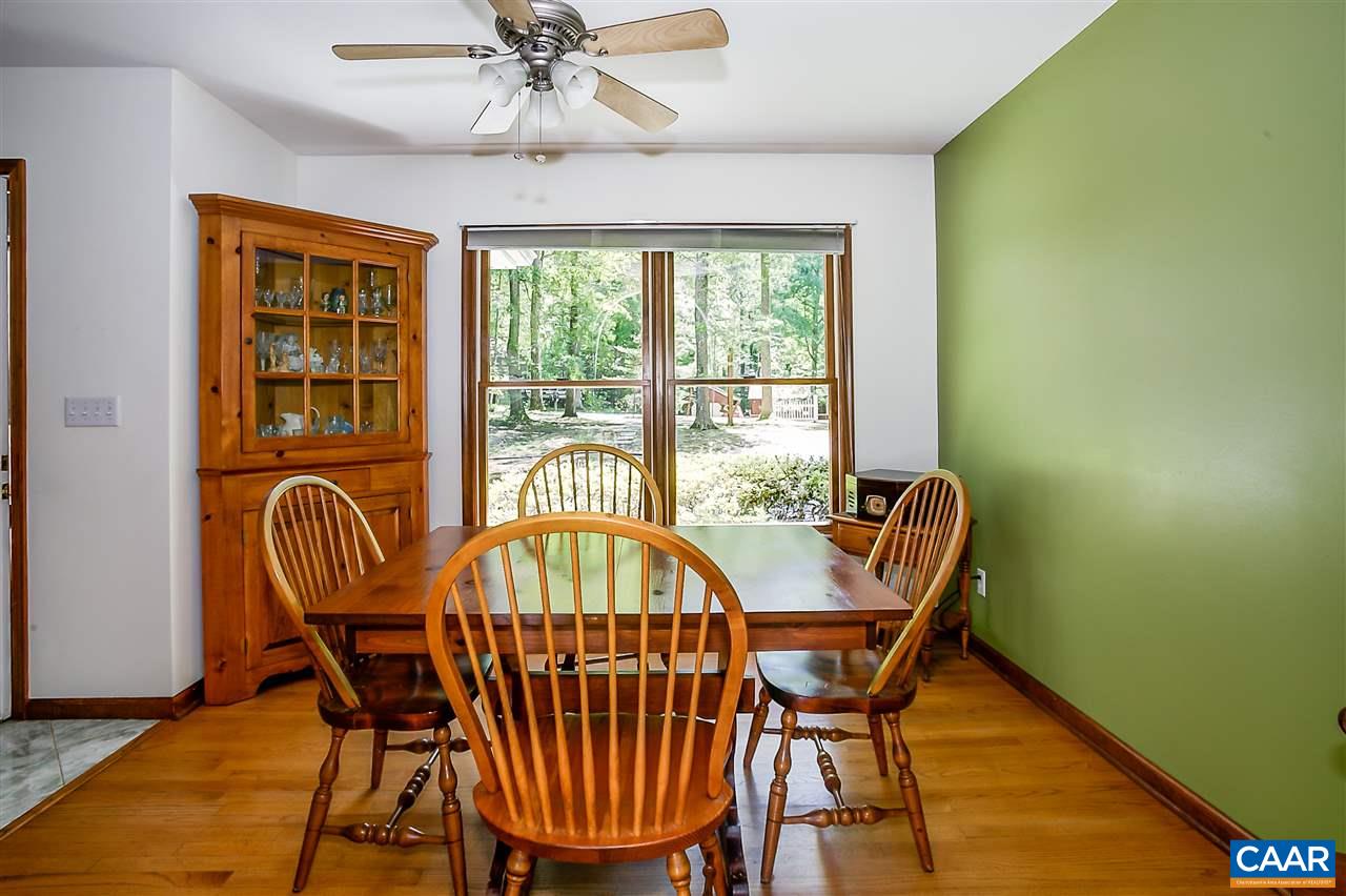 13 Woodridge Road Palmyra, VA 22963 - Photo 16 of 35 Hardwood Floors