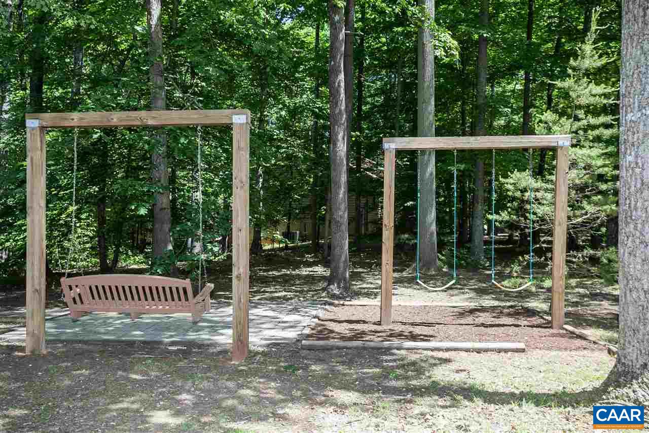 13 Woodridge Road Palmyra, VA 22963 - Photo 33 of 35 Swings for adults