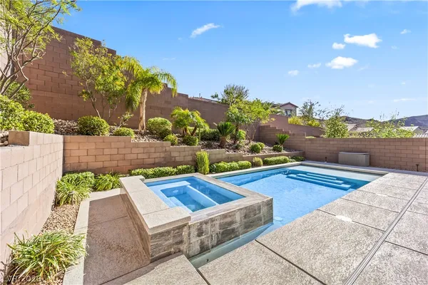 $3,900 | 12 Via Dolcetto, Henderson, NV 89011