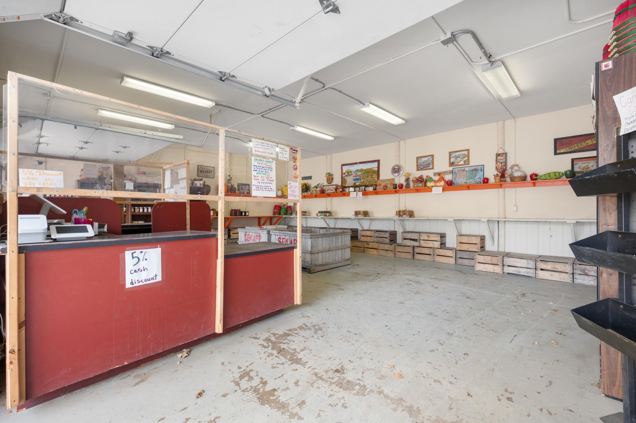 3415 Collegeview Road East Rochester, MN 55904 - Photo 11 of 48