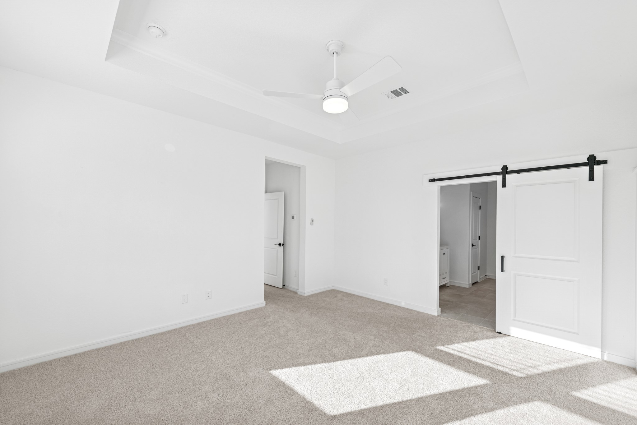 29314 Suncreek Rnch Court Waller, TX 77484 - Photo 10 of 22 Private primary suite (*Photo not of actual home and used for illustration purposes only.)