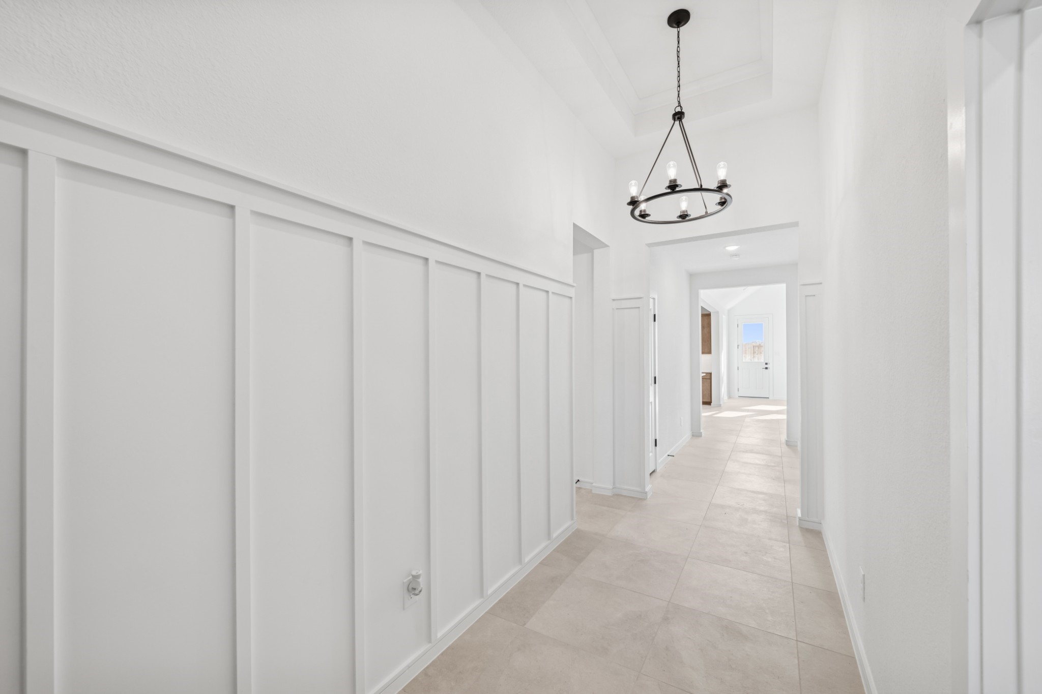 29314 Suncreek Rnch Court Waller, TX 77484 - Photo 3 of 22 Welcoming foyer (*Photo not of actual home and used for illustration purposes only.)