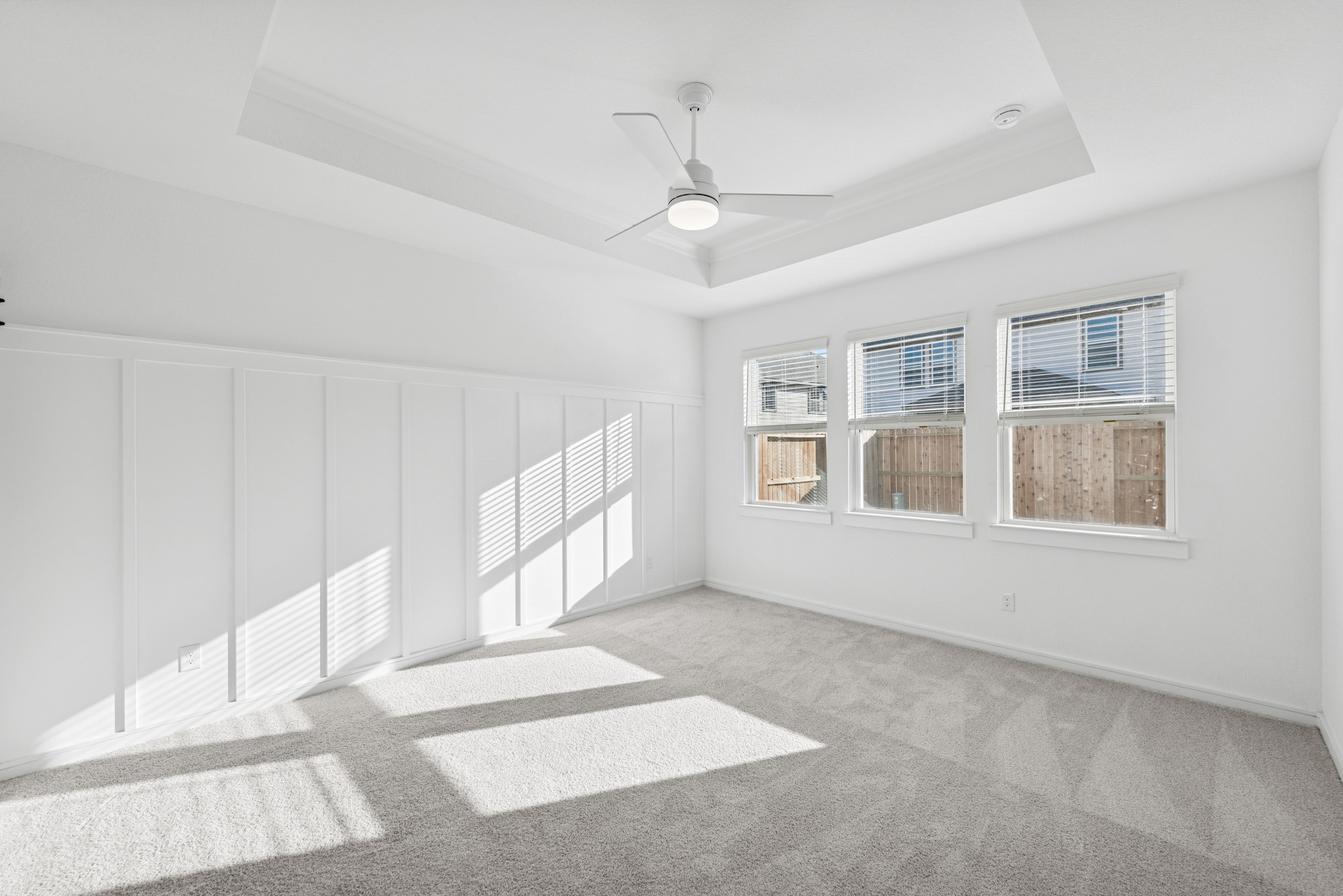 29314 Suncreek Rnch Court Waller, TX 77484 - Photo 9 of 22 Spacious primary suite (*Photo not of actual home and used for illustration purposes only.)