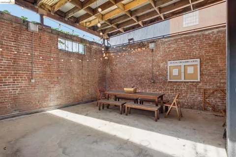 $499,000 | 425 East 11th Street, Unit 17, Oakland, CA 94606