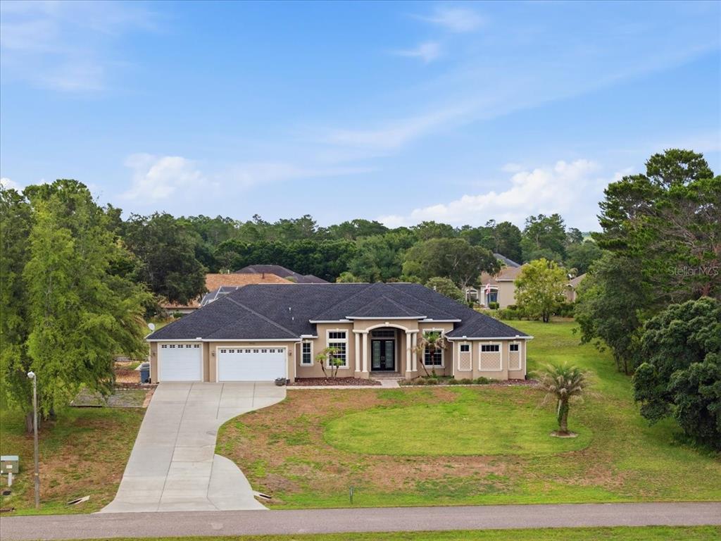 10112 Shortleaf Court Weeki Wachee, FL 34613 - Photo 2 of 59