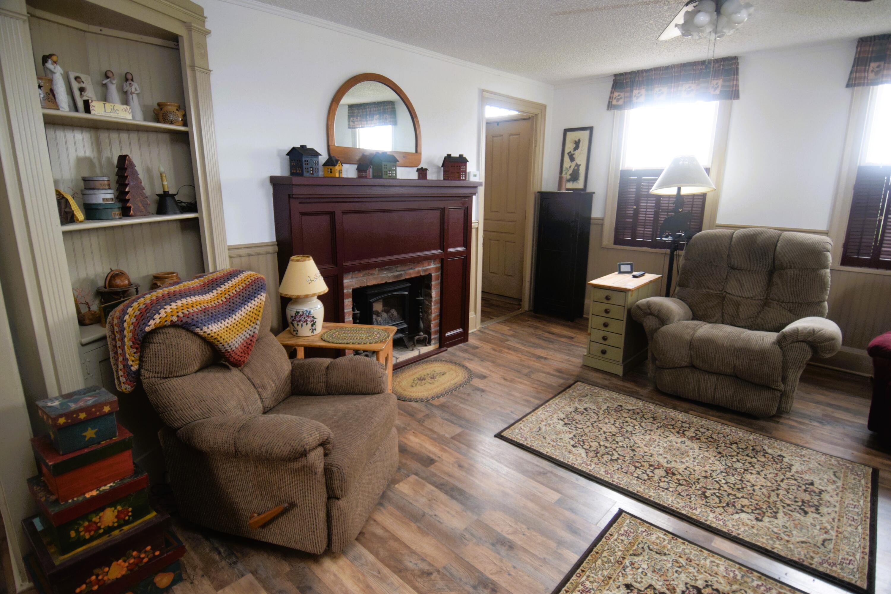 457 Lakewood Road Madison, ME 04950 - Photo 32 of 81 Living Room