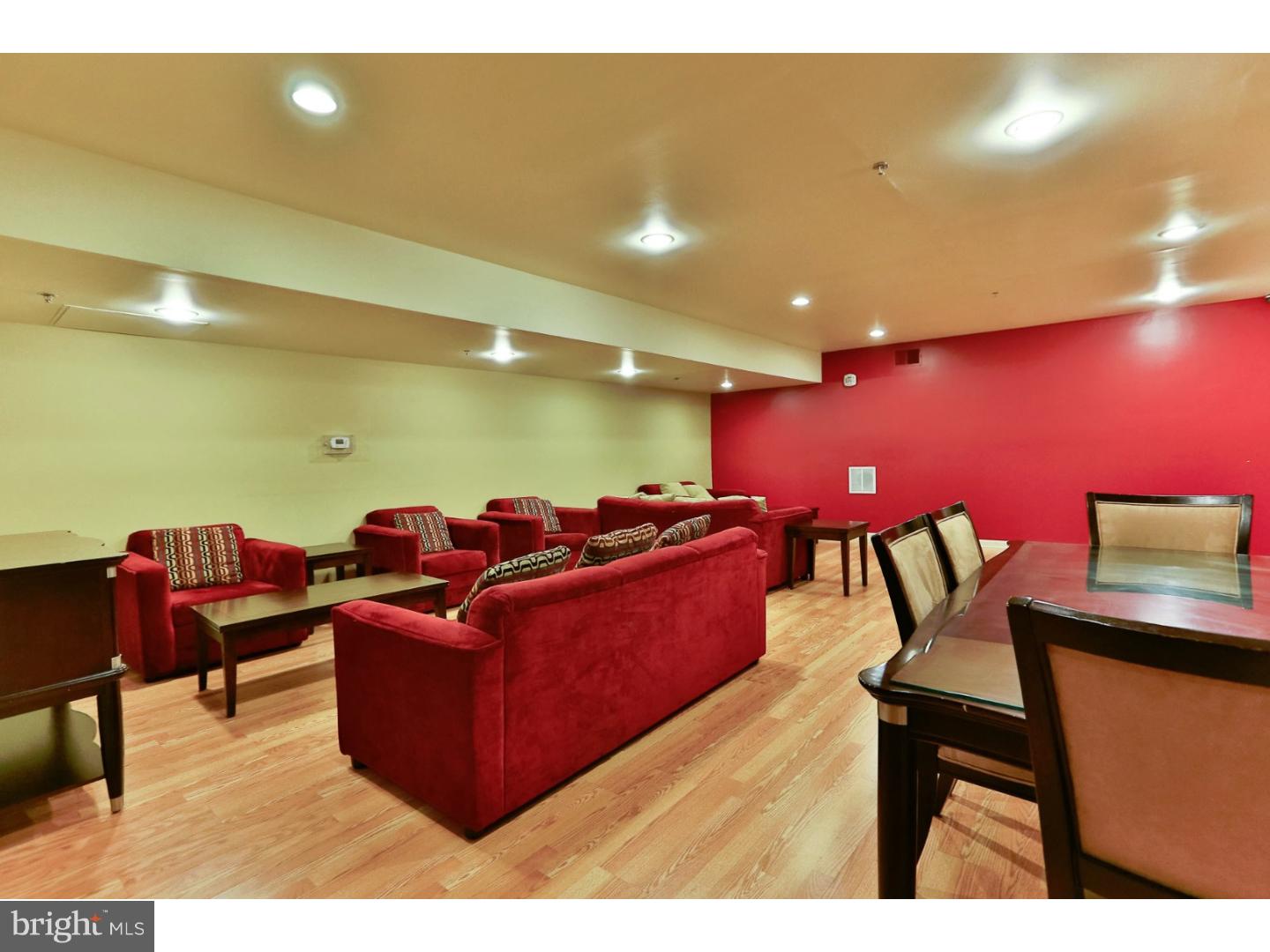 1324 Locust Street, Unit 621 Philadelphia, PA 19107 - Photo 5 of 16 Community Room