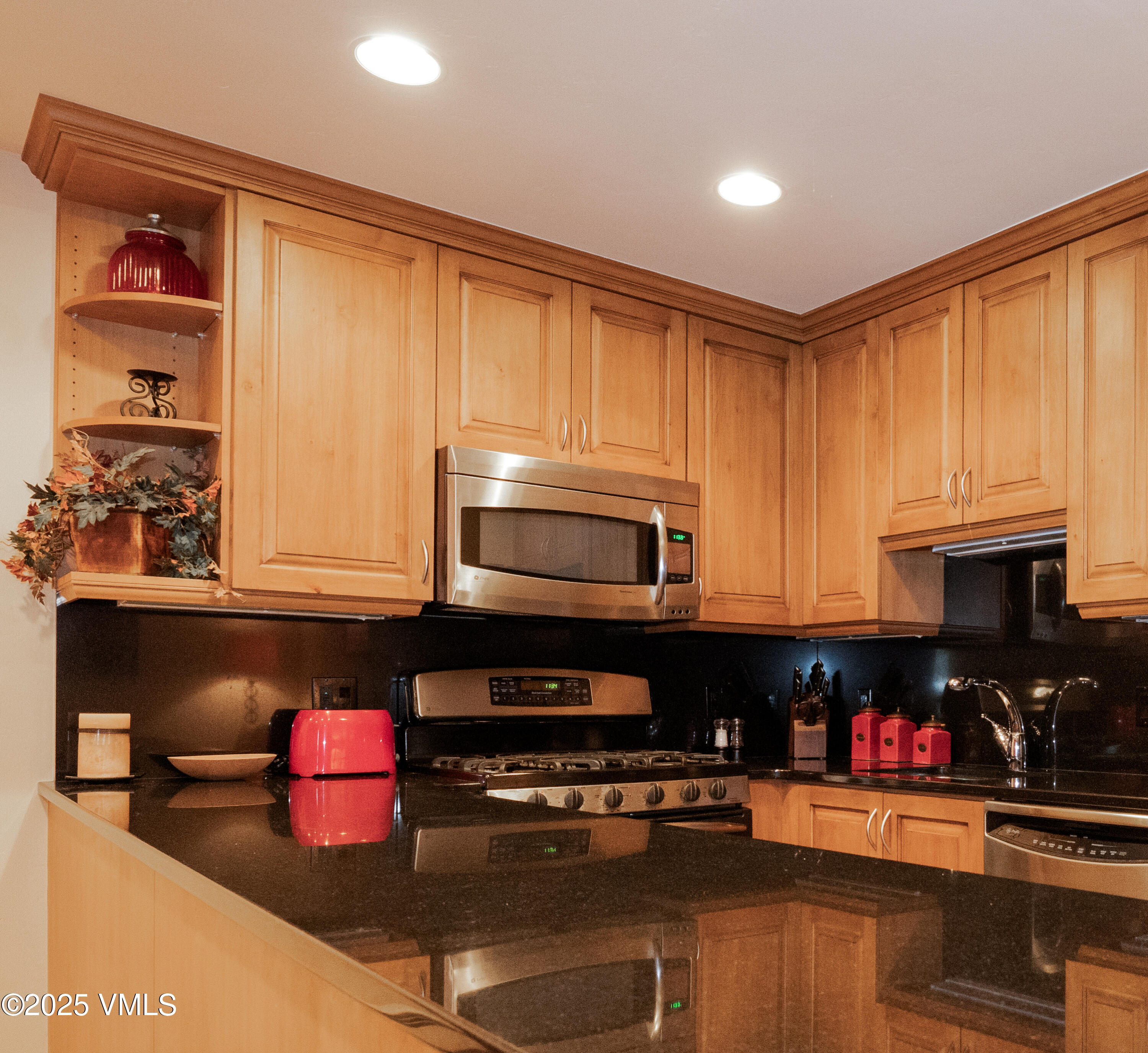 4690 Vail Racquet Club Drive, Unit 15A2 Vail, CO 81657 - Photo 3 of 20 VRC Kitchen