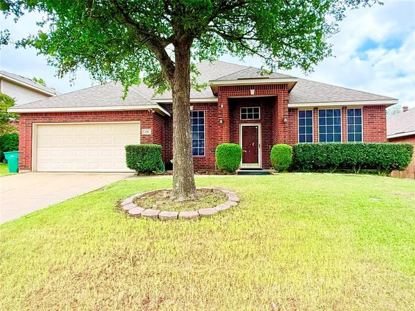 $339,900 | 536 Pinnacle Drive, Cedar Hill, TX 75104