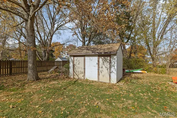 $220,000 | 147 Holiday Drive, Edwardsville, IL 62025